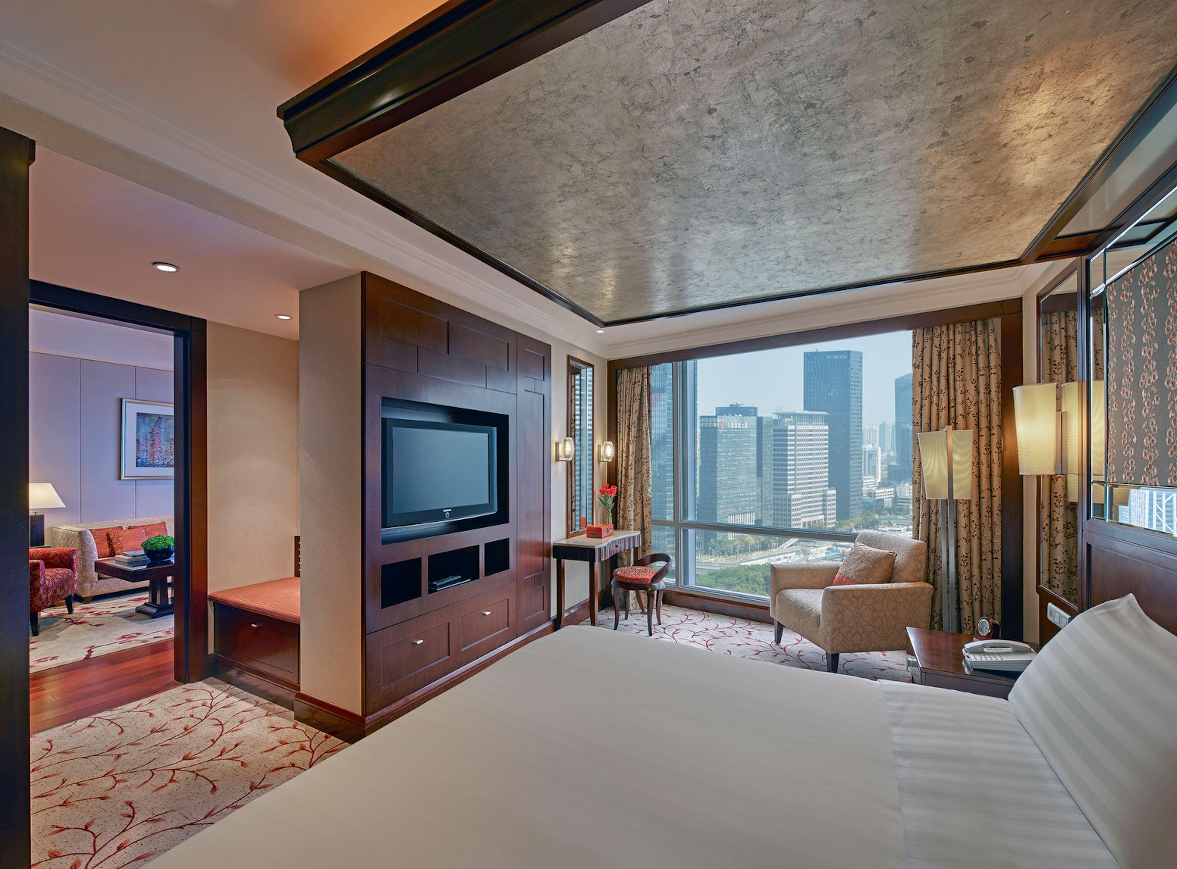 Futian Shangri-La, Shenzhen,Near To Shenzhen Convention&Exhibition Centre, Futian Railway Station Екстериор снимка